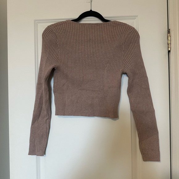 4th Reckless - Knit Cropped Cardigan with Clasps - Picture 2 of 5
